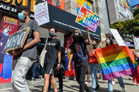 ‘white Savior Complex Malaysias Lgbtq Community Slams The 1975s