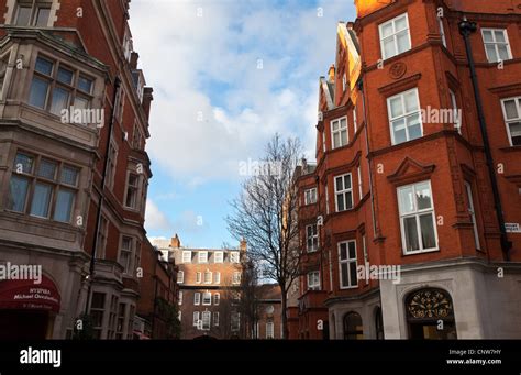 Mount Street And London High Resolution Stock Photography And Images
