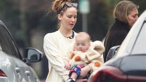 Jennifer Lawrence Goes Makeup Free With Son Cy Photos Hollywood Life