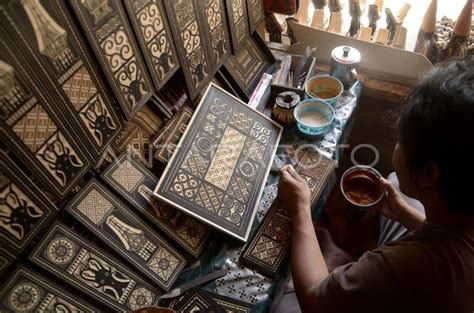 Ukiran Khas Toraja Antara Foto