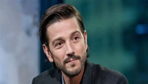 Diego Luna net worth, Kids, Wife, Bio-Wiki, Weight, Age 2022 - The