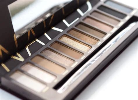 Urban Decay Naked Palette AD British Beauty Blogger