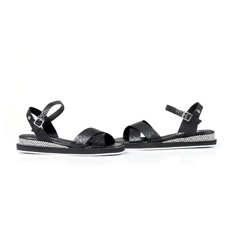 Sandalia Plana En Cuero Y Plataforma Yute Ref Z 2765 Blanco Y Negro