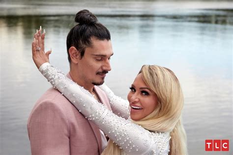 Darceys Engagement Photos | Inside TLC | TLC.com