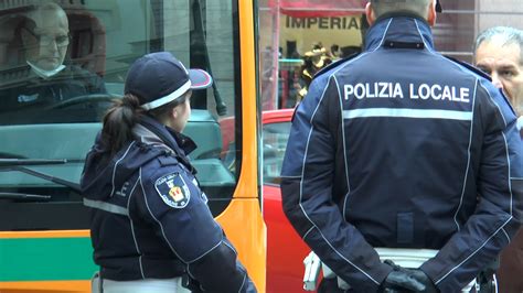 Varese Sicurezza Sui Bus Polizia Locale A Bordo Rete55