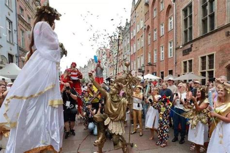 O Wiadczyny Na Jarmarku Dominika Skim Takiego Rozpocz Cia Jeszcze Nie