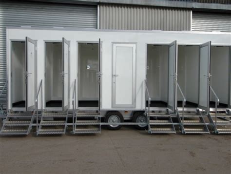 Luxury 6 Bay Shower Trailers Tess Part Of Border Group