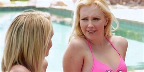 Skinny Teen Eats Pussy Tnaflix