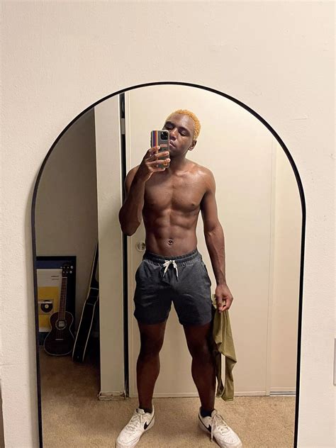 Countdown To Summer Nudes Gaybrosgonemild Nude Pics Org