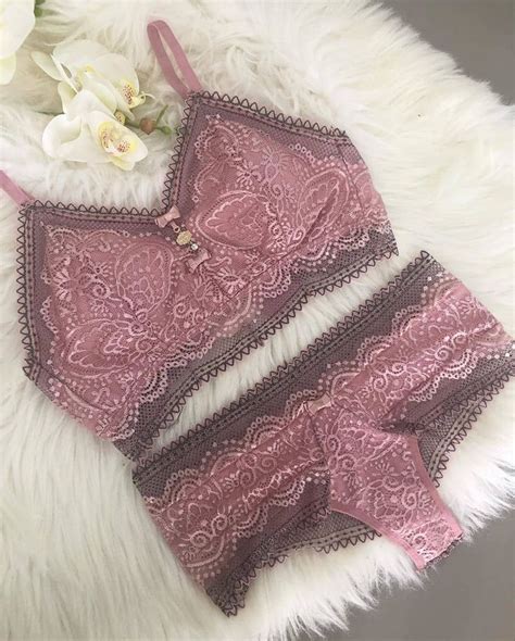curtidas comentários Pimenta Rosê Lingerie pimentarosee no Instagram Bom dia