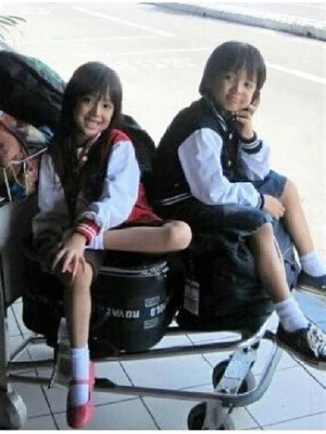 Transformasi Kebersamaan Zee Jkt Bareng Kembaran Dari Kecil Hingga Kini Hot Liputan