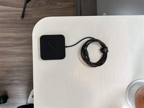 Беспроводная зарядка iPad Pro