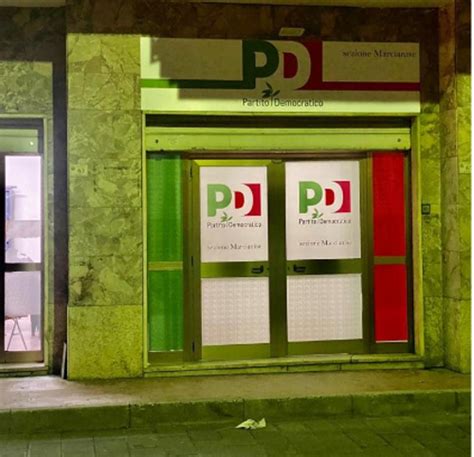 Marcianise I Big Del Pd In Citt Per Linaugurazione Della Sede Di