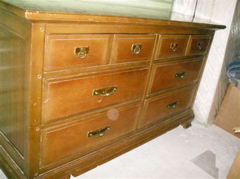 Bassett Furniture Dresser Guessing 50s Or 60s Instappraisal