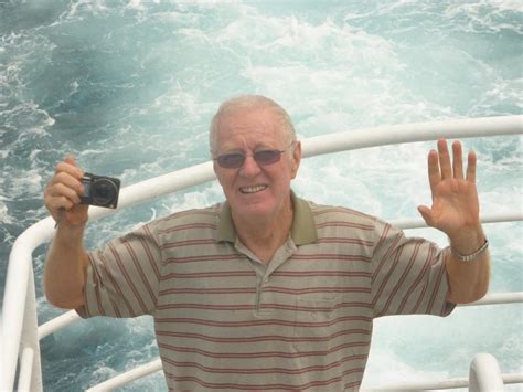 Lady Wanted By Mature Gentleman Noosa Sound