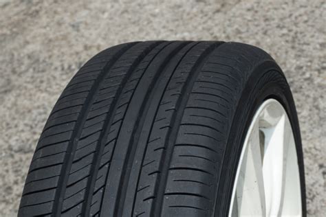 Yokohama Advan dB V552 is the Japanese tyre-maker's latest silent tyre