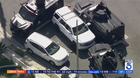 Robbery Suspect Arrested After Chase Standoff In Canyon Country Ktla