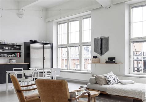 Ventana Pivotante Top Elegant Incerco