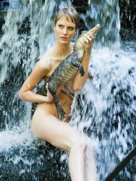 Kim Laura Hnizdo Nude Pictures Photos Playboy Naked Topless Fappening