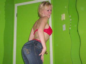 Redhead Naked Selfie Teen Ginger Hottie Gets Nude For Selfshots Porno Photo