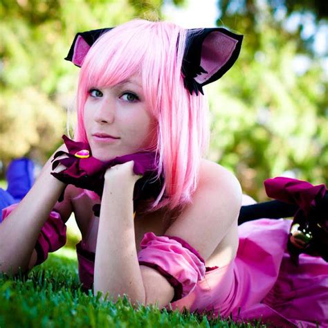 Cosplay Ideas: Mew Mew Ichigo cosplay from "Tokyo Mew Mew"