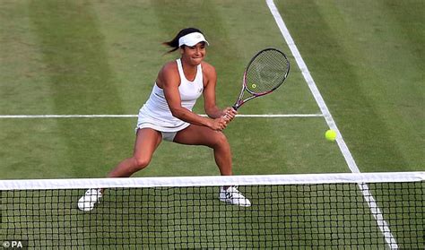 Heather Watson Flaunts Her Washboard Abs In A Colourful Geometric Bikini Daily Mail Online