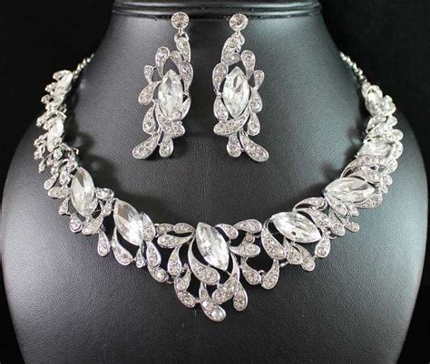 Stylish Clear Austrian Rhinestone Crystal Necklace Earrings Set Wed