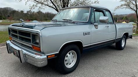 1990 Dodge Ram 1st Gen Market Classic Com