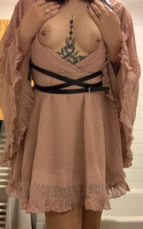 Do You Like My Dress Nudes B Cups NUDE PICS ORG