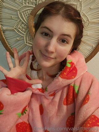 Valvestia Nude OnlyFans NudoStar TV