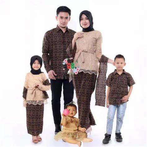 Jual Kebaya JUMBO Standar Set Couple Kebaya Keluarga Ada Anak Nya