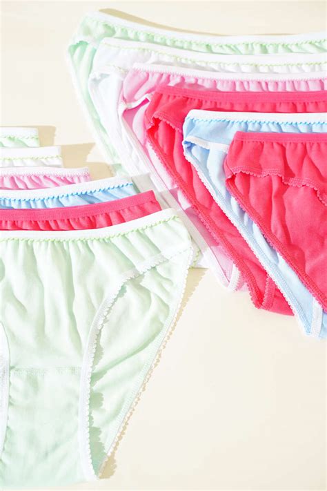 Tutku Bayan Li Nadia Bikini Kombin