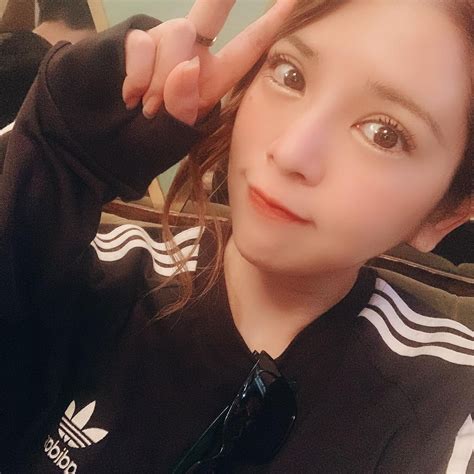 Bi kịch của cô nàng hot girl xinh đẹp Mất tất cả tới mức phải đi đóng phim 18 rồi phải giải