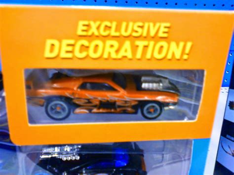 JULIAN S HOT WHEELS BLOG Interesting Pack Find AcceleRacers Metal Maniacs Rivited