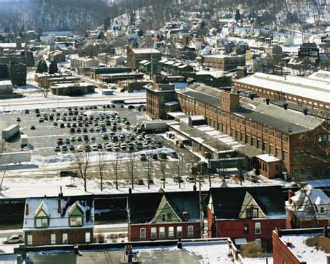 Bold New Photo Project Tackles Appalachian Poverty Porn