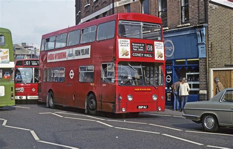 The Transport Library London Transport Daimler CRG6 DMS9 EGP9J At