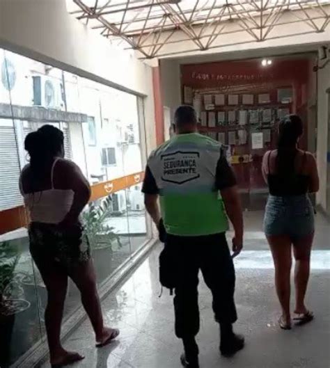 V Deo Mulheres S O Presas Ap S Furtarem R Mil Em Roupas Ntimas No