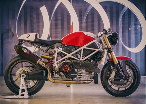 Ducati 999 Jadi Naked Cafe Racer Tampilan Lebih Minimalis Dan Elegan Gridoto