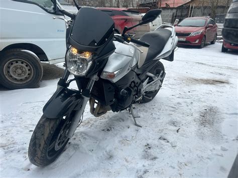 Купить б у Suzuki GSR 400 инжектор в Электростали серебристый naked bike 2007 года по цене 390