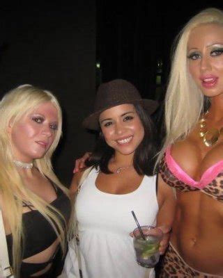 Bimbos In Public Porn Pictures Xxx Photos Sex Images Pictoa