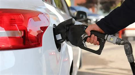 AKARYAKIT FİYATLARI 13 Ocak 2025 Akaryakıt benzin motorin LPG