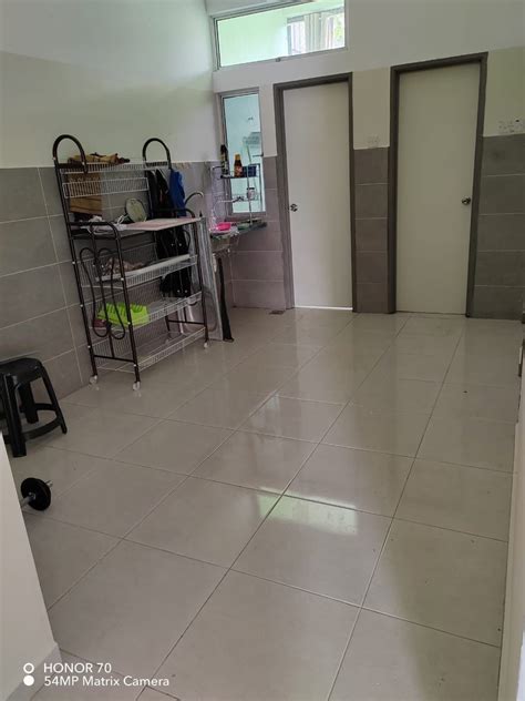 NICE UNIT SINGLE STOREY TAMAN SEMARANG MUTIARA For Rent At Selangor Dengkil