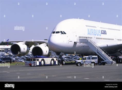 Airbus A380 & Douglas DC12 Aircraft Tug Stock Photo - Alamy