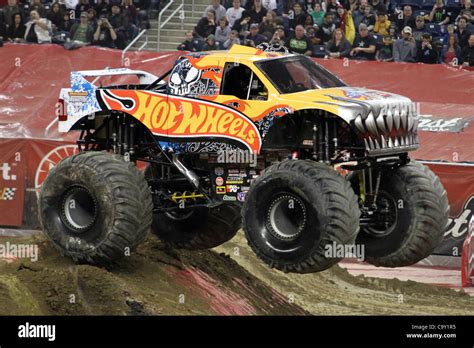 Monster Jam Hot Wheels Hi Res Stock Photography And Images Alamy