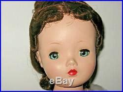 Madame Alexander Dolls Blog Archive Madame Alexander CISSY DOLL BRUNETTE All