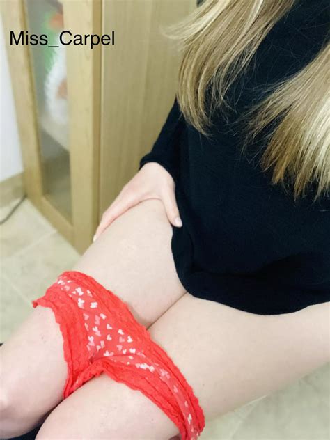 Happy Valentines Day Nudes GirlsOnTheToilet NUDE PICS ORG