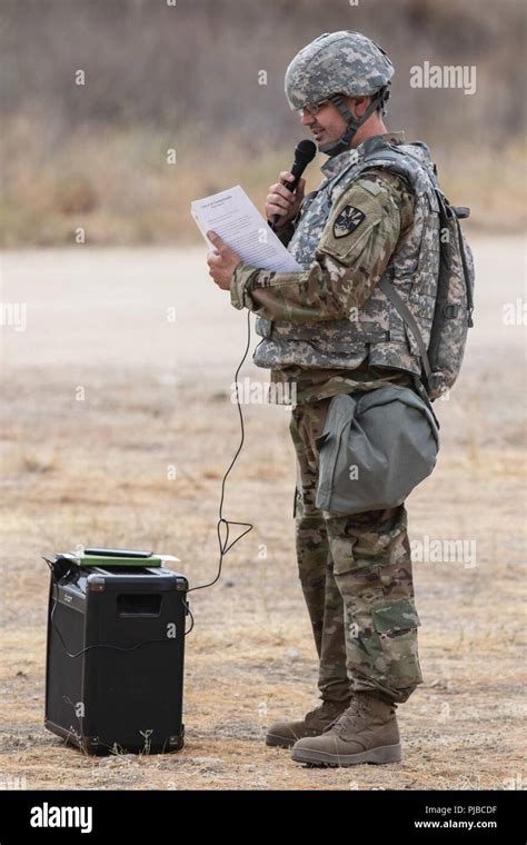 Arizona Army National Guard Maj Daniel E Davis The Human Resources