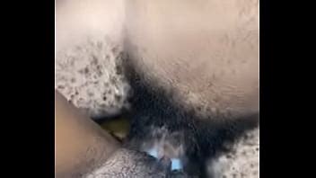 Haciendo esa crema de coño y tratando de no enloquecer rápido XVIDEOS