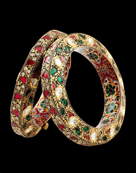 7 Traditional Indian Bangles That Are On Every Jewelry Lovers Mind