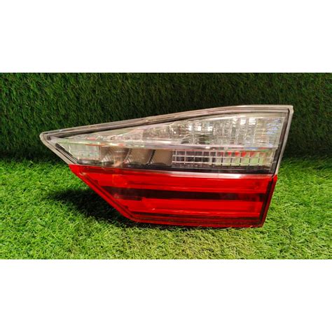Lexus Es250 Xv60 2016 2017 Rear Bonner Lamp Rh Shopee Malaysia